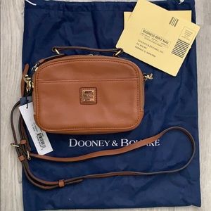 Dooney and Bourke Belvedere Amber cross body